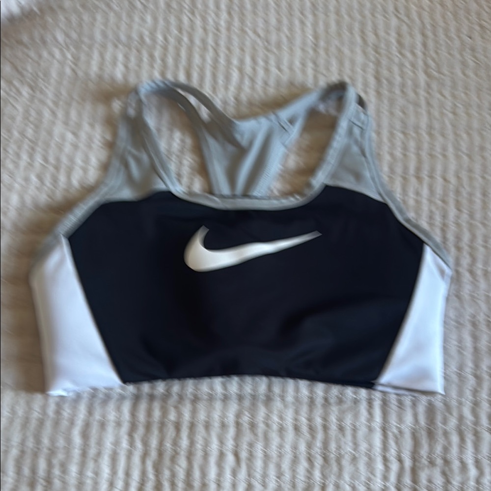 Nike Women's Black and Light Gray Sports Bra